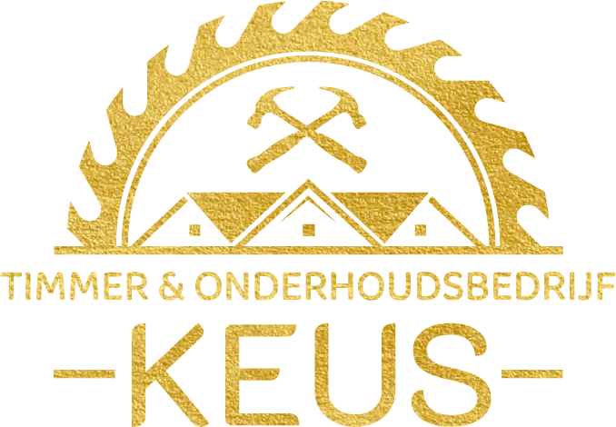 Logo van Timmer & Onderhoudsbedrijf Keus met gouden zaagblad, gekruiste hamers en drie huisdaken op een transparante achtergrond.